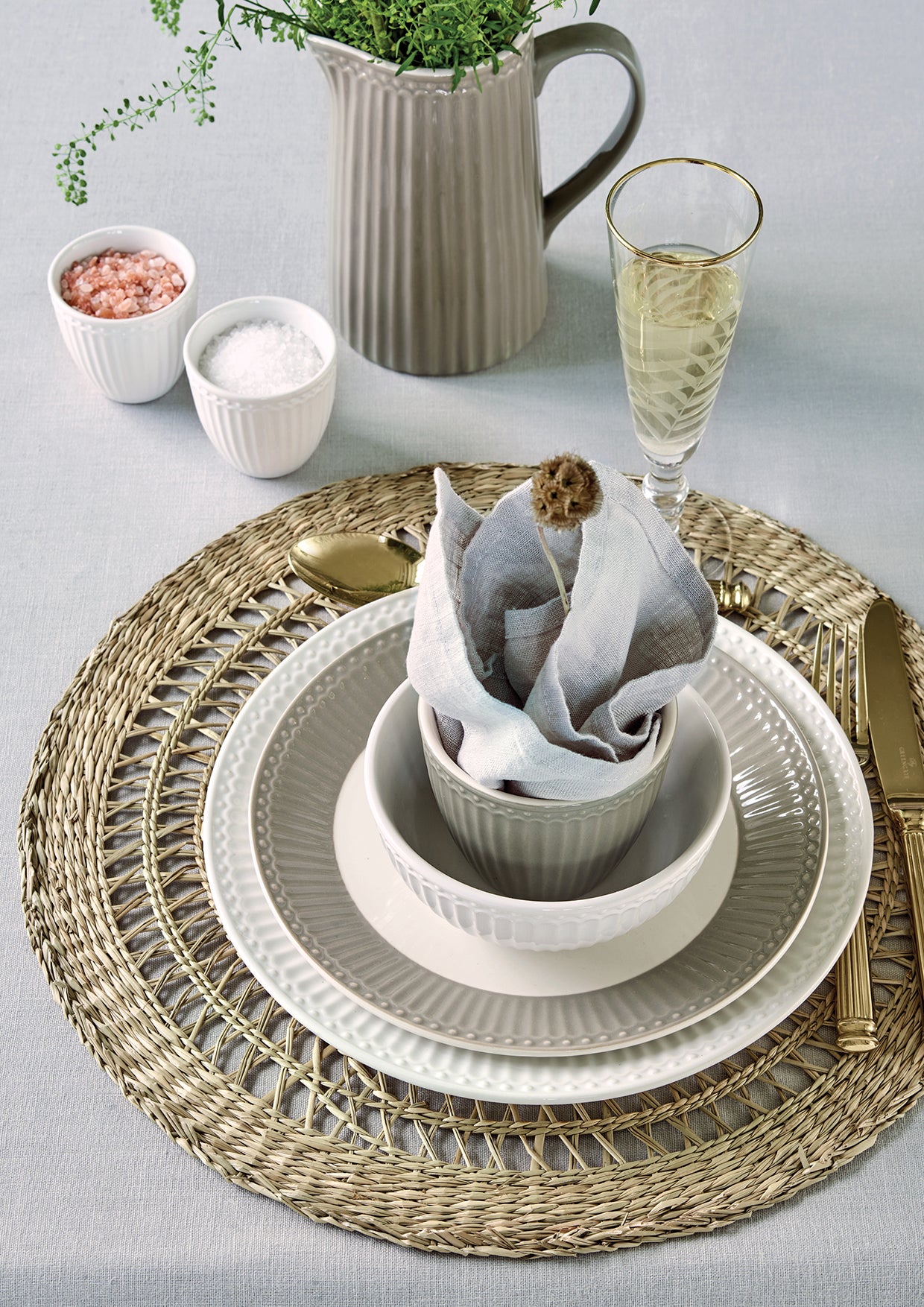 Greengate Mug Alice warm grey Everyday Becher